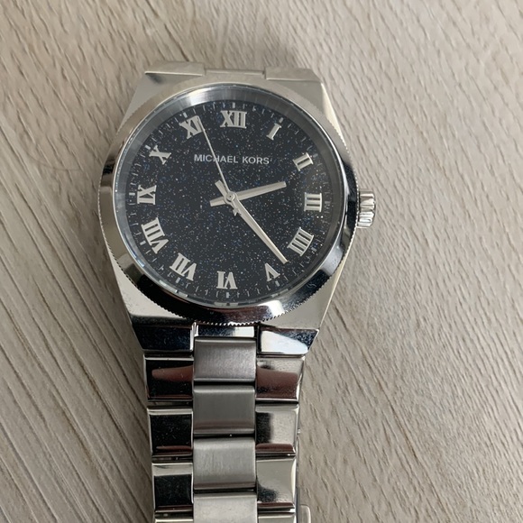 NWT Womens Michael Kors Watch